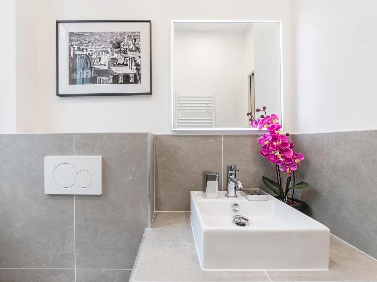 Livinparis - Luxury 3 Bedrooms Arc De Triomphe I Paris